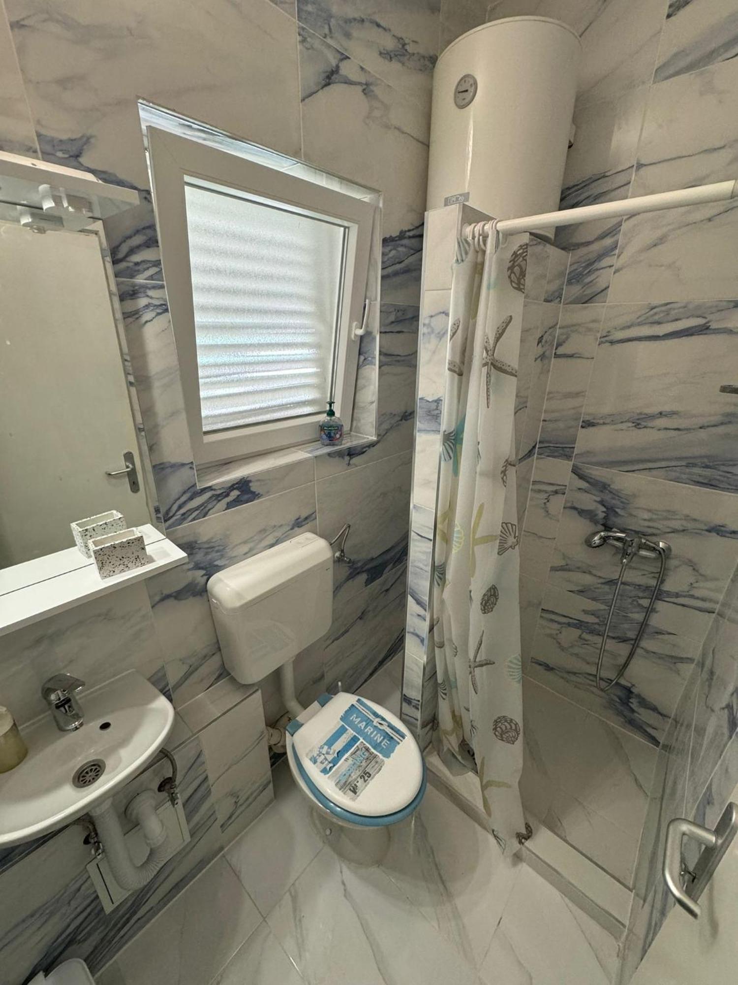 Marina Apartmani Tisno Murter المظهر الخارجي الصورة